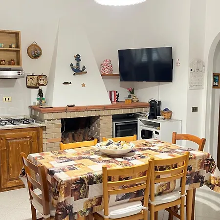 Casa de Férias Casa Rita - House With Garden And Bbq Grill Sant'Andrea Apostolo dello Ionio